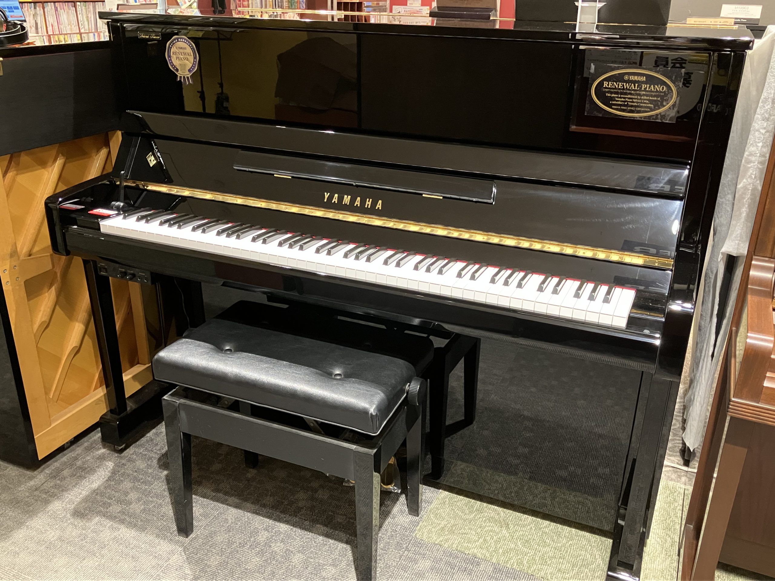 b121SD ヤマハリニューアルピアノ エントリーモデル サイレント付き b121SD ヤマハリニューアルピアノ エントリーモデル サイレント付き