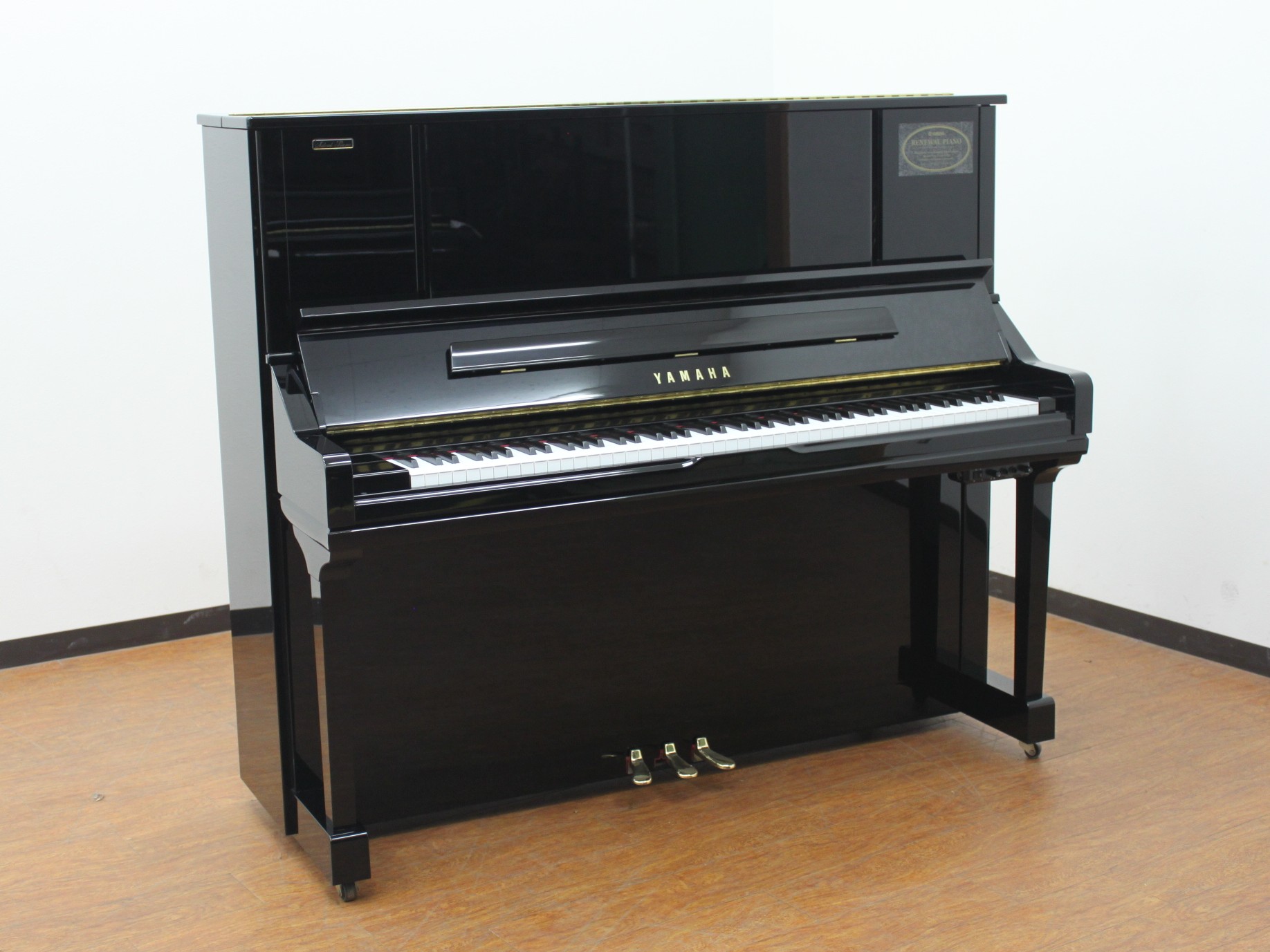 YU30SB ヤマハリニューアルピアノ サイレント付き｜中古ピアノの購入