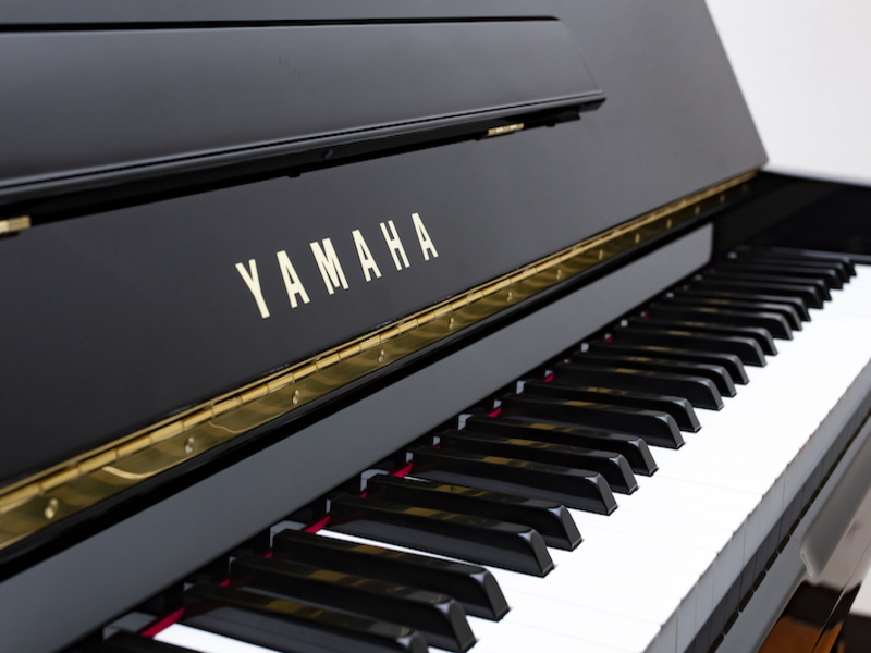 U100 アップライト ヤマハリニューアルピアノ (4/12~厚木楽器 U100 アップライト ヤマハリニューアルピアノ (4/12~厚木楽器