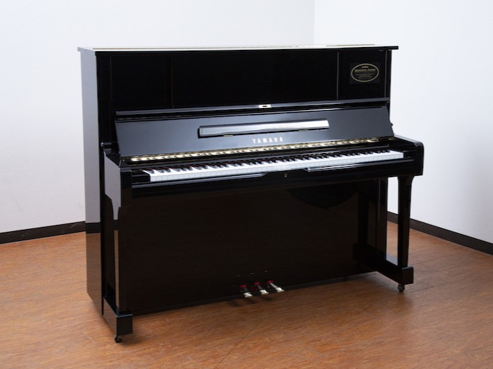 ヤマハピアノUX-1 黒艶　リニューアル UX1 ヤマハリニューアルピアノ ハイグレードモデル｜中古ピアノの購入