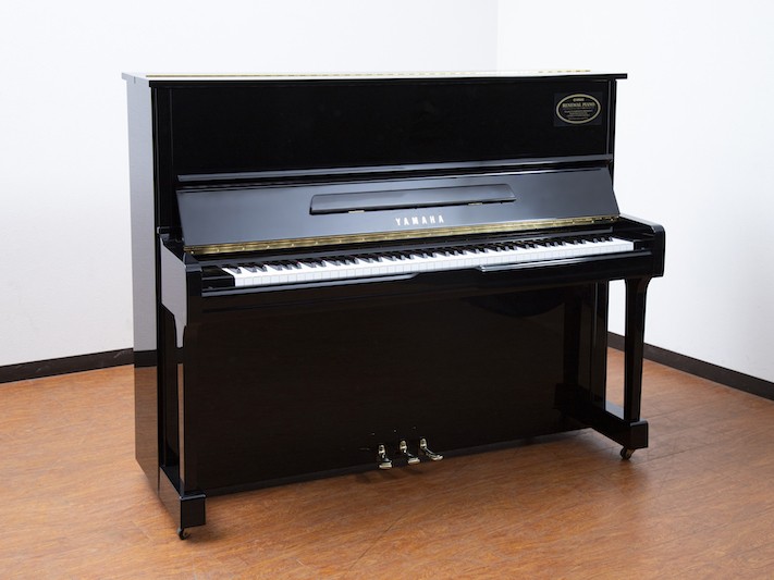 ヤマハ　アップライトピアノ　U1G 1975年製リニューアル品 ヤマハ アップライトピアノ U1G 1975年製リニューアル品 - メルカリ
